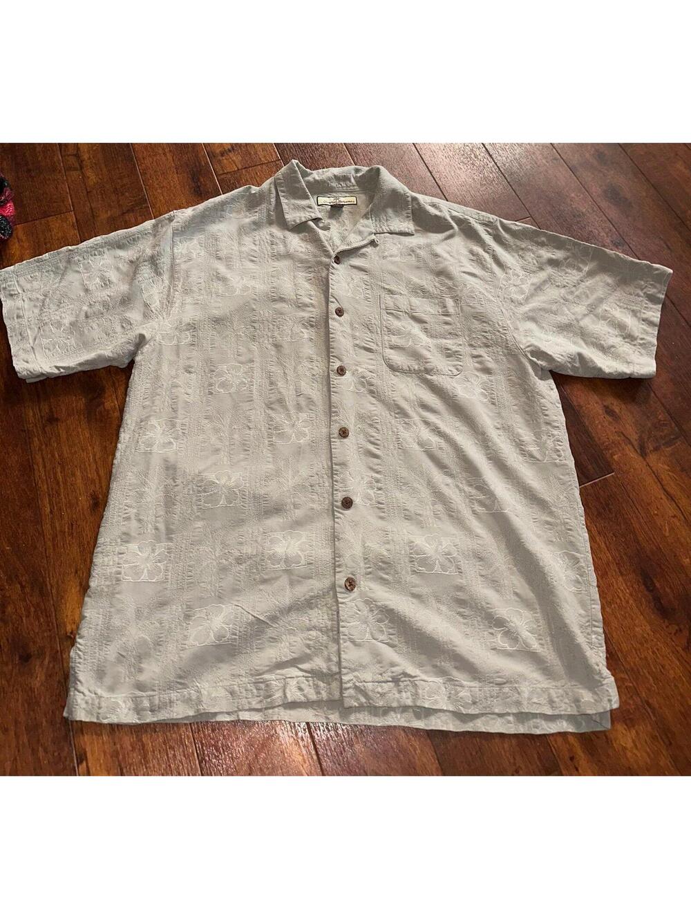 Tommy Bahama Men’s 100% Silk Hawaiian Button Down Shirt Size Medium